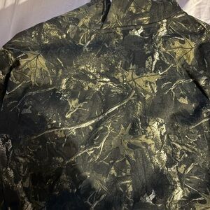 Ardene Women's Green Camouflage Field hoodie